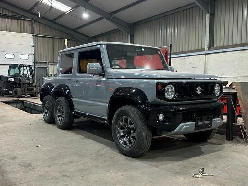 Шість коліс і вантажний кузов: який вигляд має найнезвичайніший Suzuki Jimny (ФОТО)