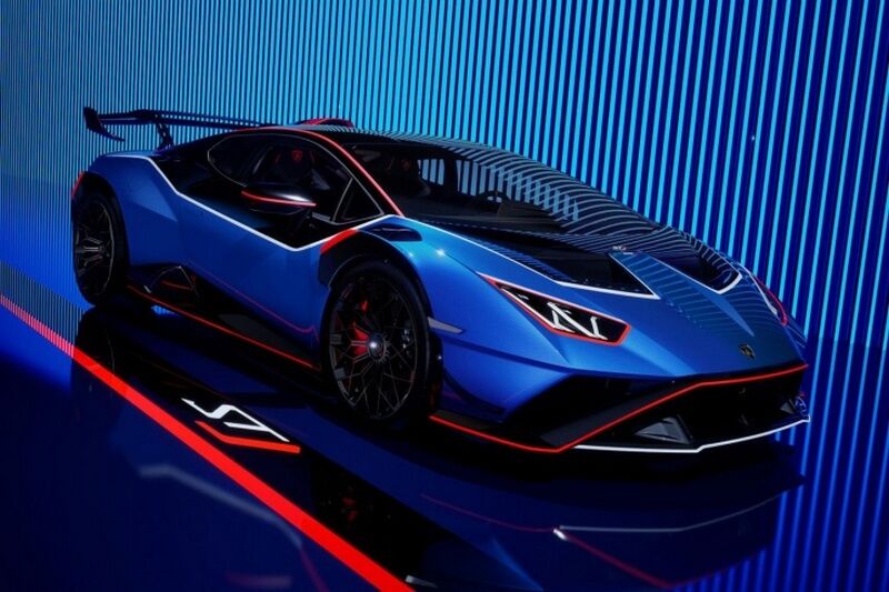 Найпопулярніший суперкар Lamborghini отримав фінальну версію (ФОТО)