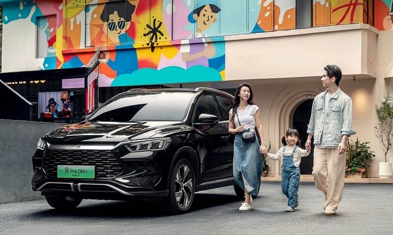 Новий гібридний кросовер BYD б’є рекорди продажів