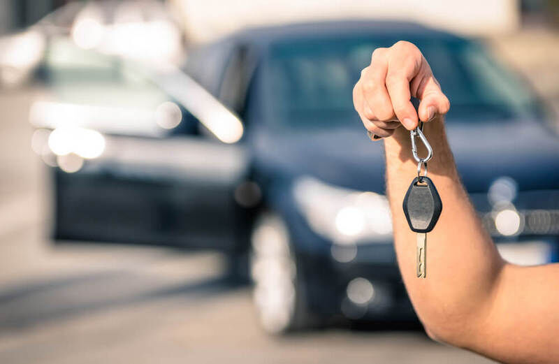 Втратив або пошкодив техпаспорт: чи покарають автовласника і що потрібно робити, пояснили в МВС