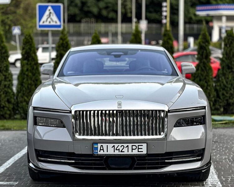У Києві помітили новітній електромобіль Rolls-Royce за $600 000 (ФОТО)