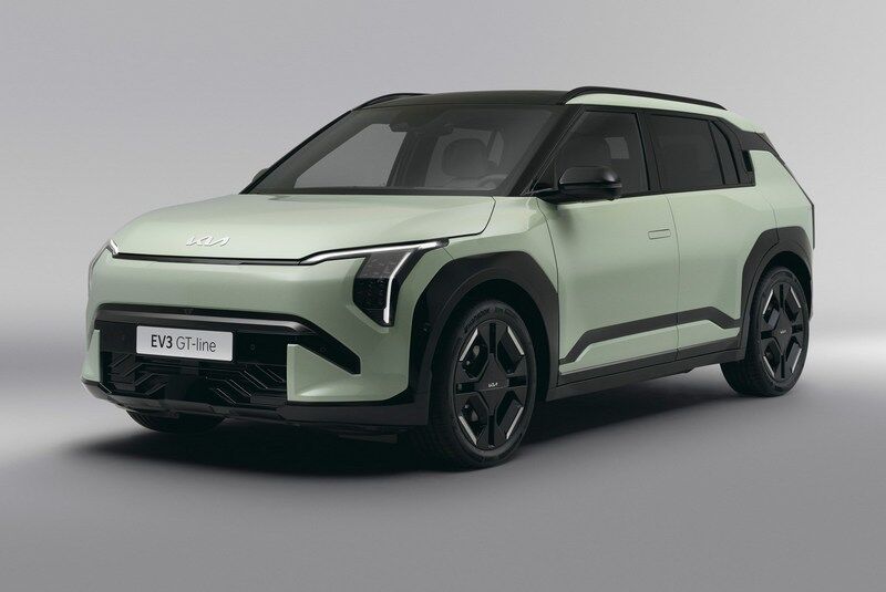Довгоочікуваний недорогий кросовер Kia показали на свіжих фото