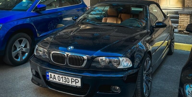Гість із 2000-х: у Києві помітили легендарний спорткар BMW (ФОТО)