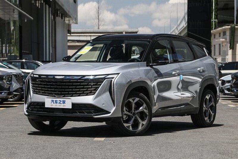 Новий Geely Atlas надійшов у продаж і виявився дешевшим за попередника (ФОТО)
