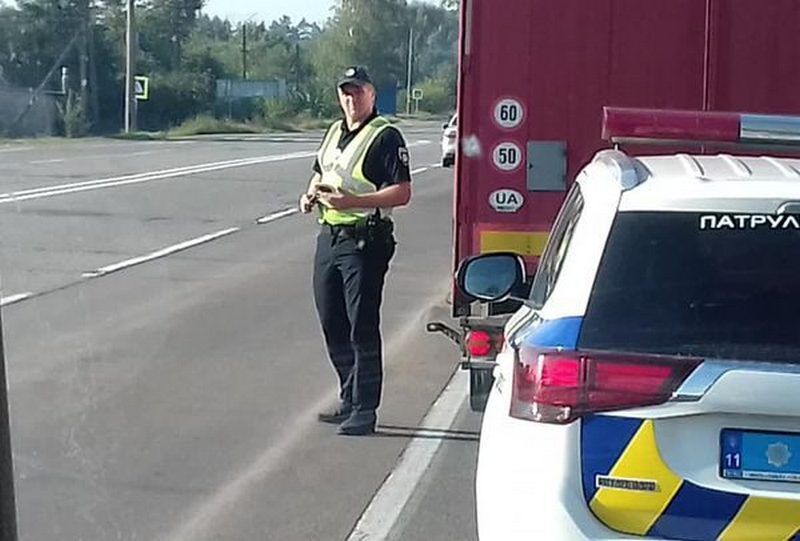Що привертає увагу поліції до автомобіля найбільше: назвали 5 ознак