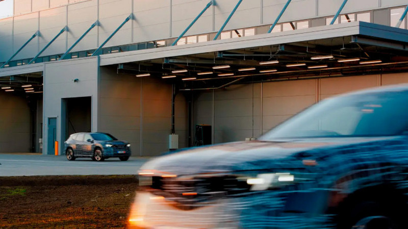 BMW випробовує новий iX3 перед вересневою прем’єрою