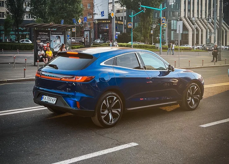 Два фатальних кольори: які авто дешевшають під час перепродажу