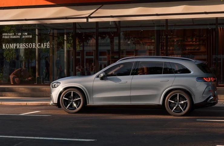 Mercedes представив практичний сімейний кросовер із запасом ходу 700 км (ФОТО)