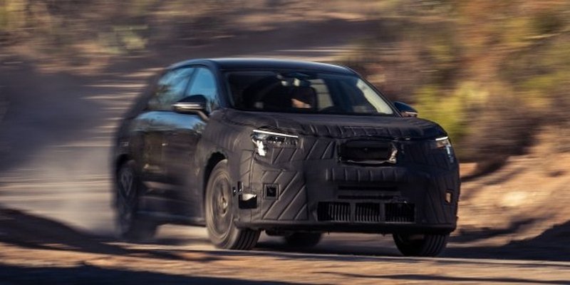 Новий електричний флагман Skoda перевірили пустелею, морозом та 1,5 млн кілометрів доріг (ФОТО)