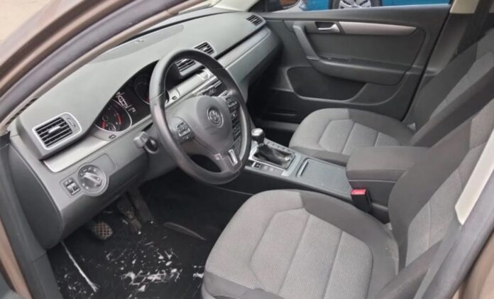 Капсула часу: у Сумах продають збережений Volkswagen Passat B7 2011 року (ФОТО)